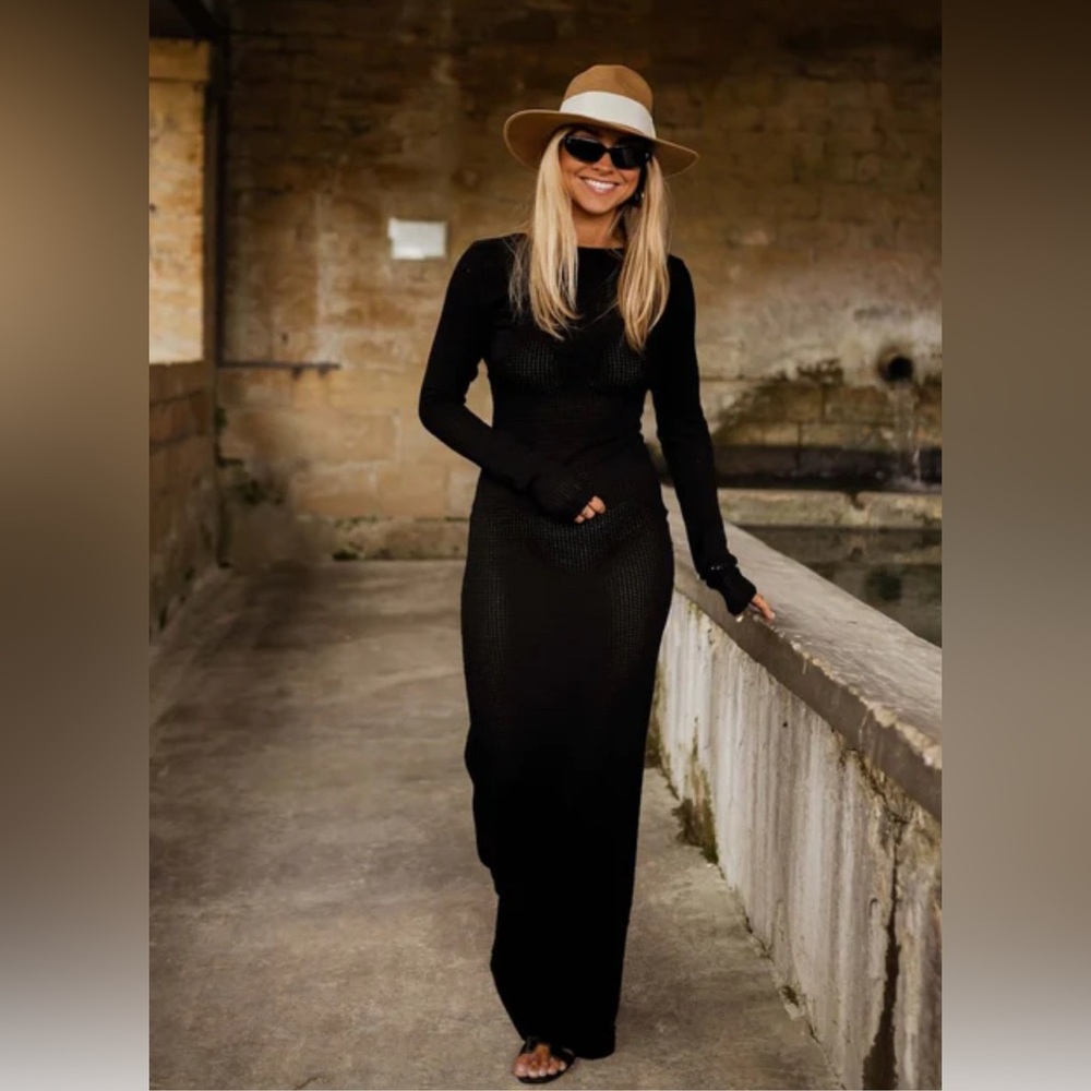 Versatile Black Maxi Dress Size S-M